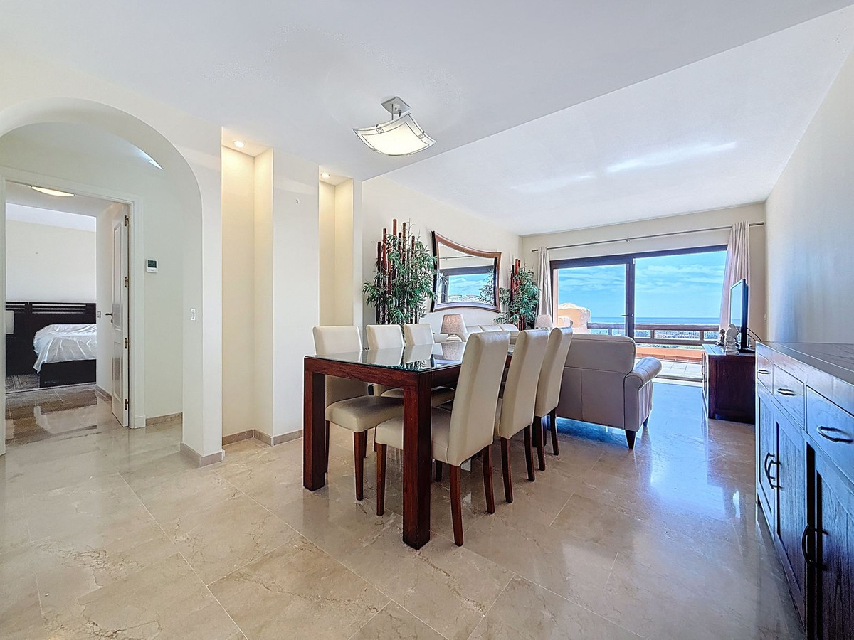 Appartement te koop in San Luis de Sabinillas | 2 slaapkamers H5071108