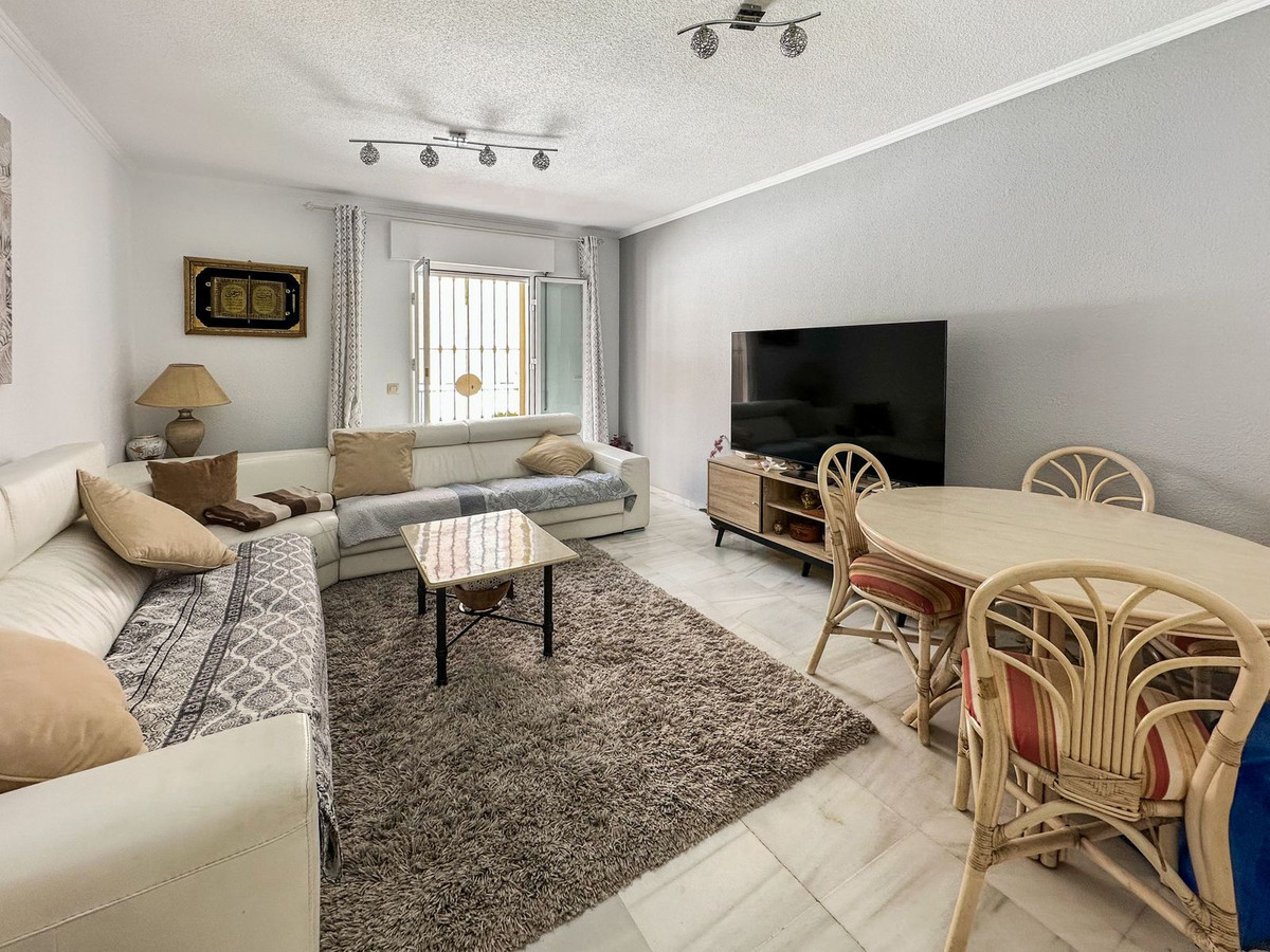 Appartement te koop in San Luis de Sabinillas | 3 slaapkamers H5103565