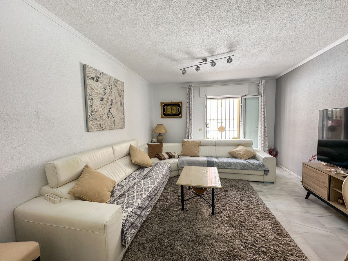 Appartement te koop in San Luis de Sabinillas | 3 slaapkamers H5103565