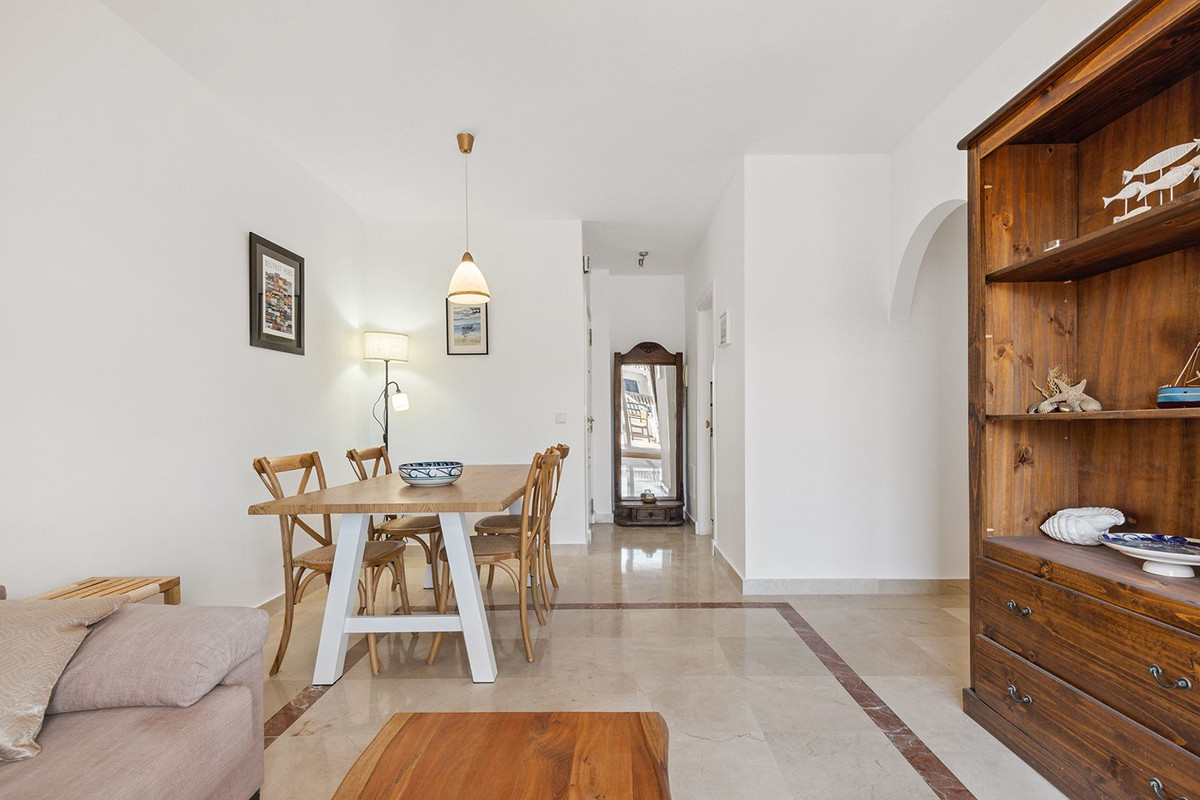 Appartement te koop in San Luis de Sabinillas | 2 slaapkamers H5105452