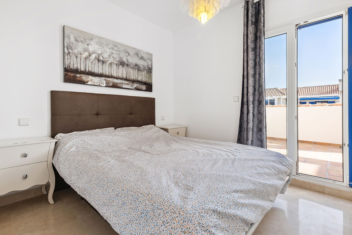 Appartement te koop in San Luis de Sabinillas | 2 slaapkamers H5105452