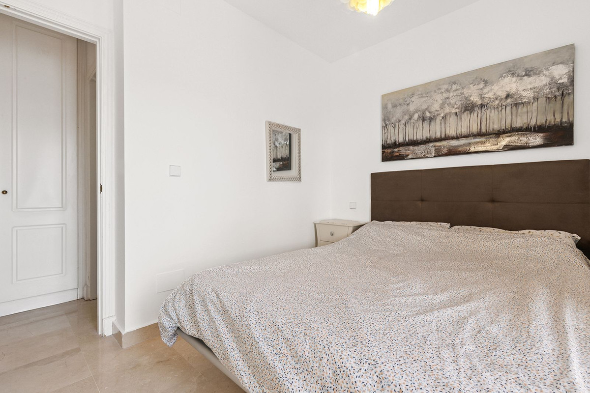 Appartement te koop in San Luis de Sabinillas | 2 slaapkamers H5105452