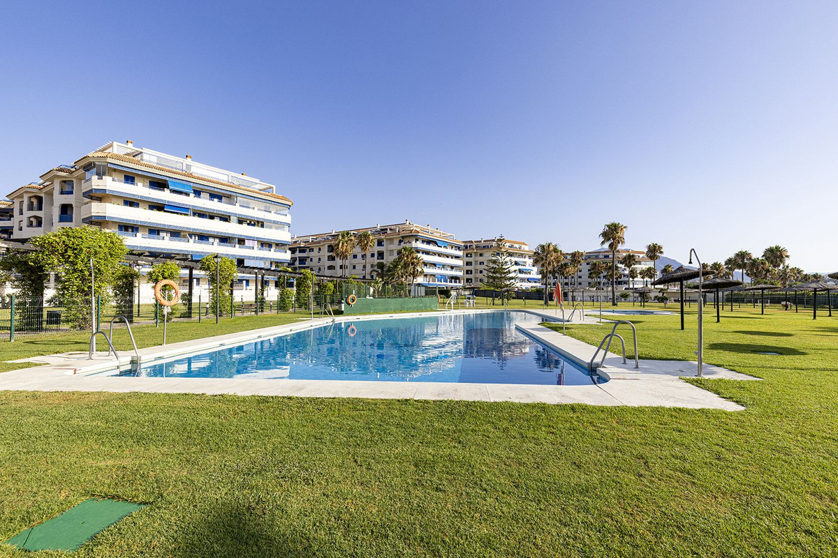 Appartement te koop in San Luis de Sabinillas | 2 slaapkamers H5105452