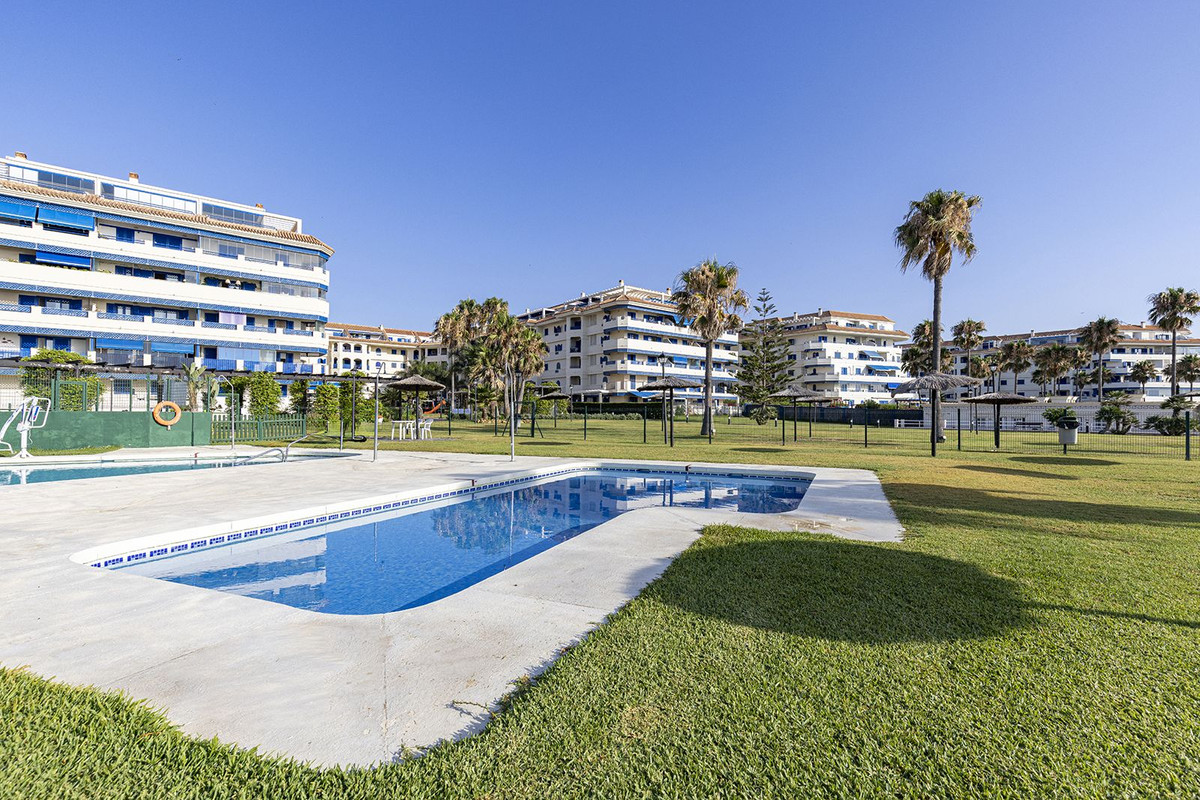 Appartement te koop in San Luis de Sabinillas | 2 slaapkamers H5105452