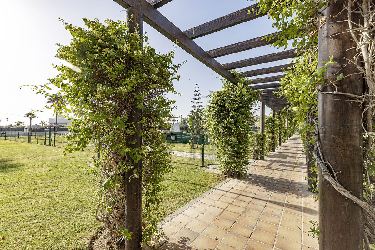Appartement te koop in San Luis de Sabinillas | 2 slaapkamers H5105452