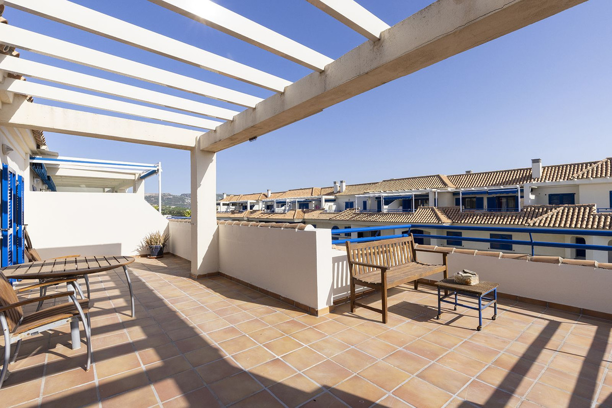 Appartement te koop in San Luis de Sabinillas | 2 slaapkamers H5105452