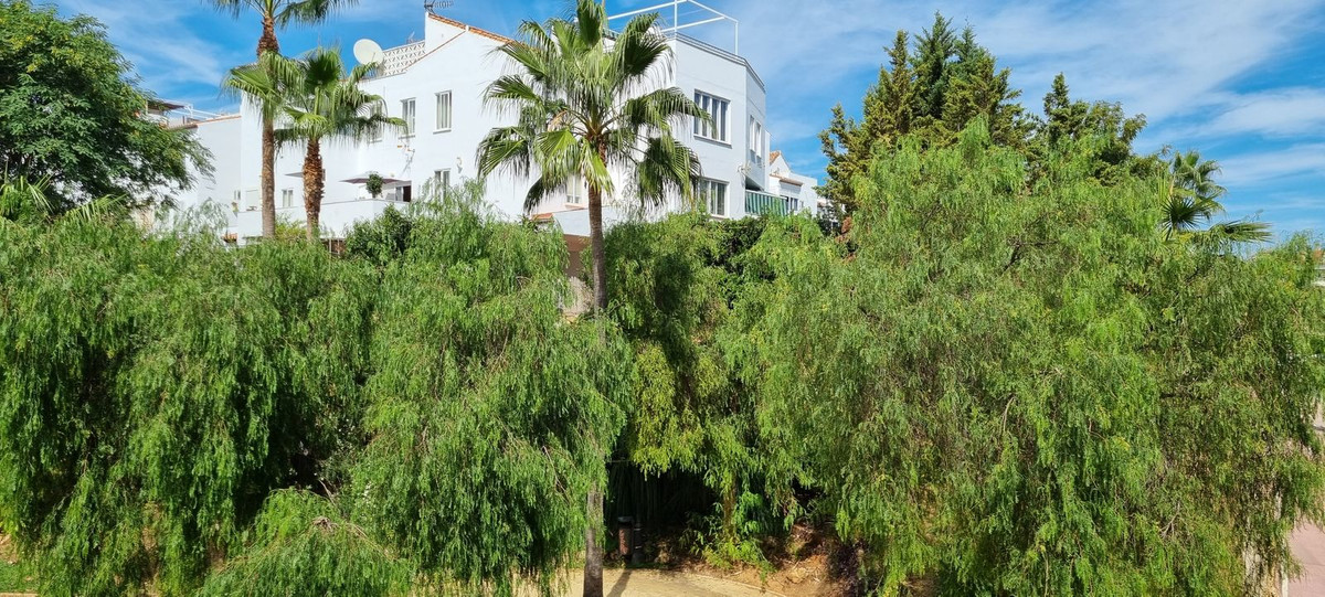 Appartement te koop in San Luis de Sabinillas | 1 slaapkamers H5105869
