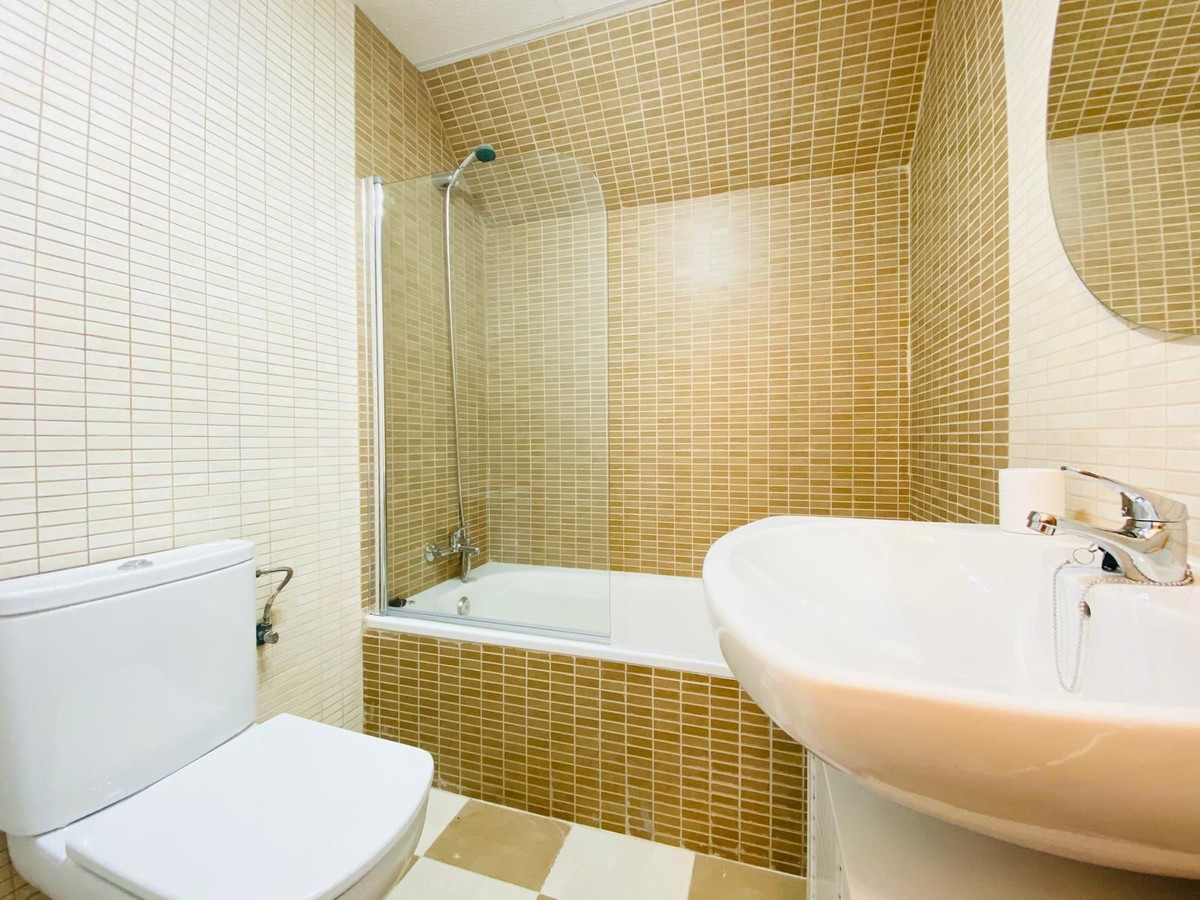 Appartement te koop in San Luis de Sabinillas | 1 slaapkamers H5119018