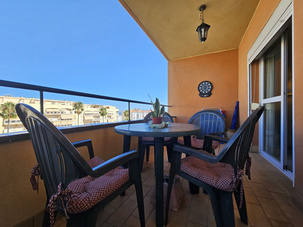 Appartement te koop in San Luis de Sabinillas | 2 slaapkamers H5122099