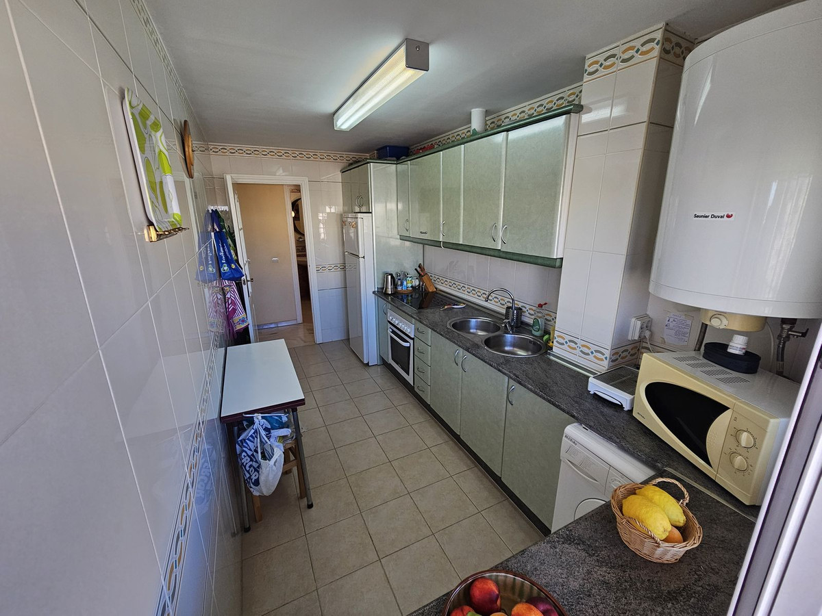 Appartement te koop in San Luis de Sabinillas | 2 slaapkamers H5122099