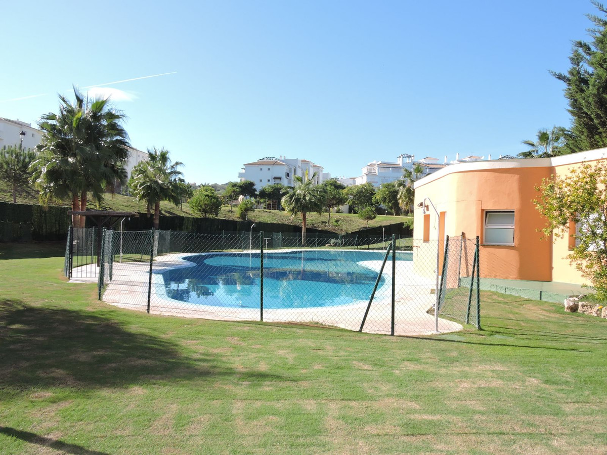 Appartement te koop in San Luis de Sabinillas | 2 slaapkamers H5122099