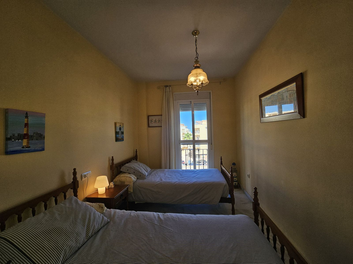 Appartement te koop in San Luis de Sabinillas | 2 slaapkamers H5122099
