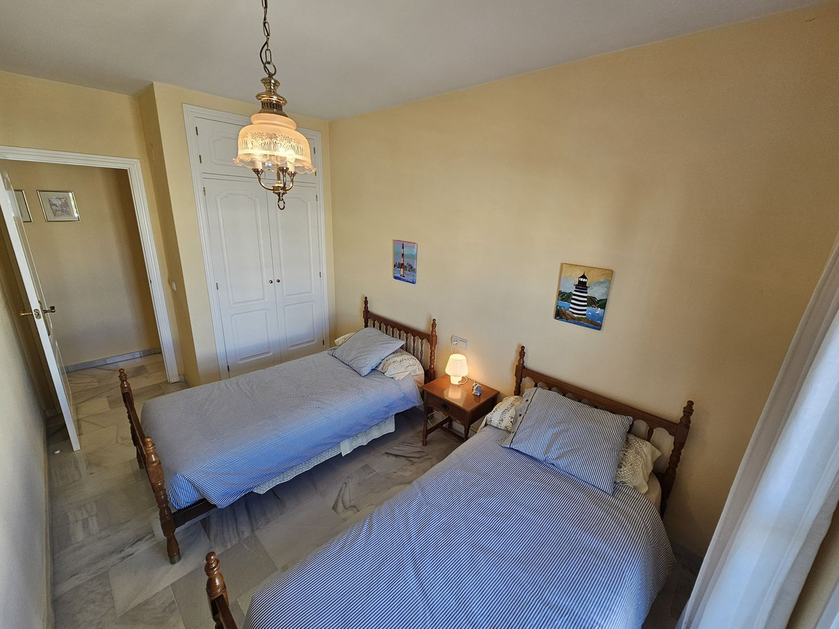 Appartement te koop in San Luis de Sabinillas | 2 slaapkamers H5122099