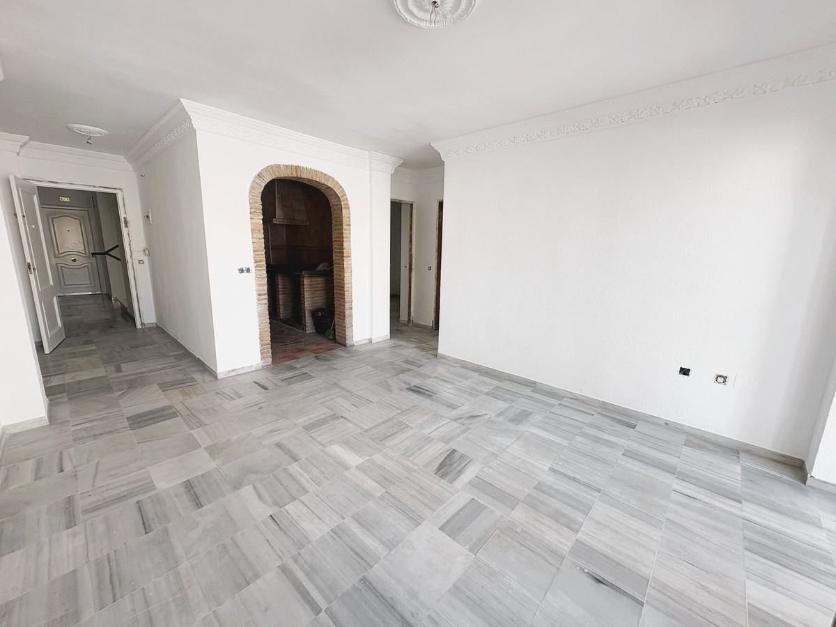 Appartement te koop in San Luis de Sabinillas | 2 slaapkamers H5124040