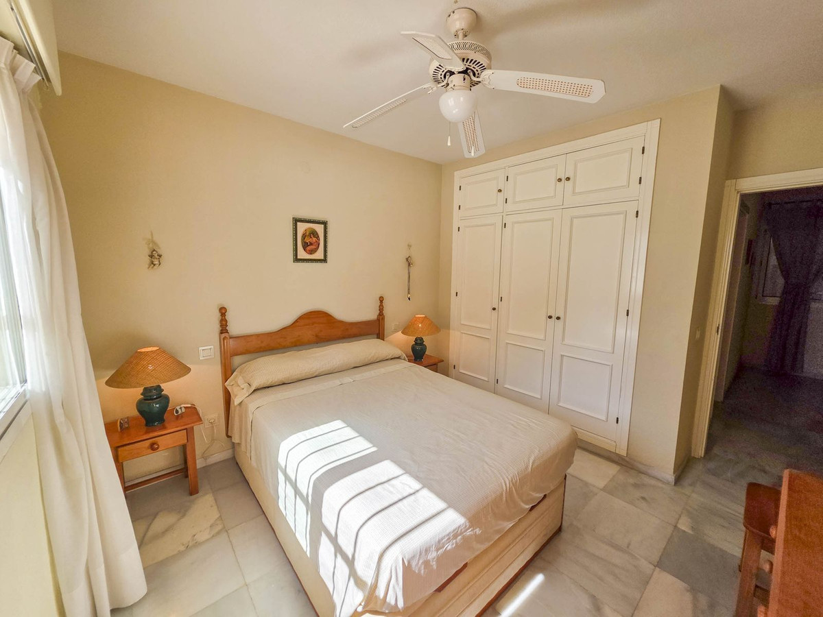 Appartement te koop in San Luis de Sabinillas | 3 slaapkamers H5131678