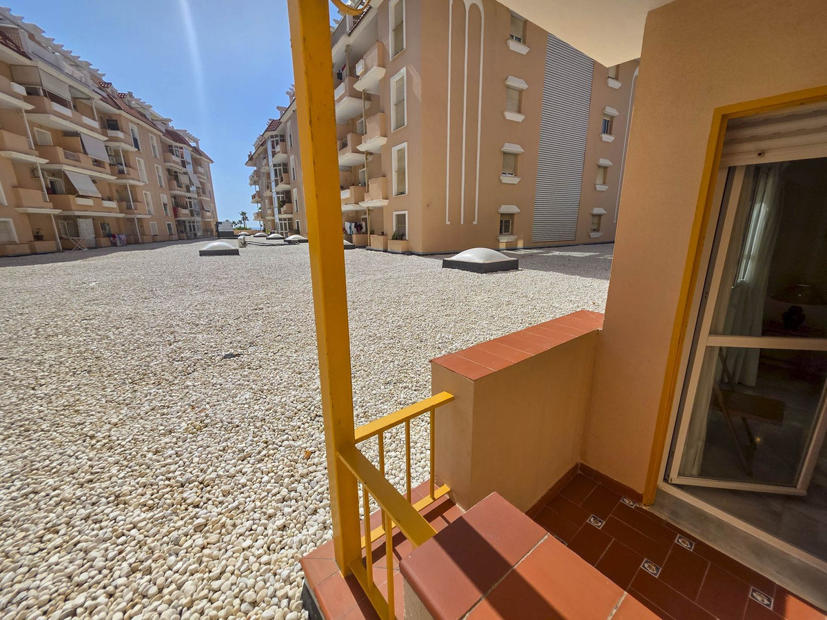 Appartement te koop in San Luis de Sabinillas | 3 slaapkamers H5131678