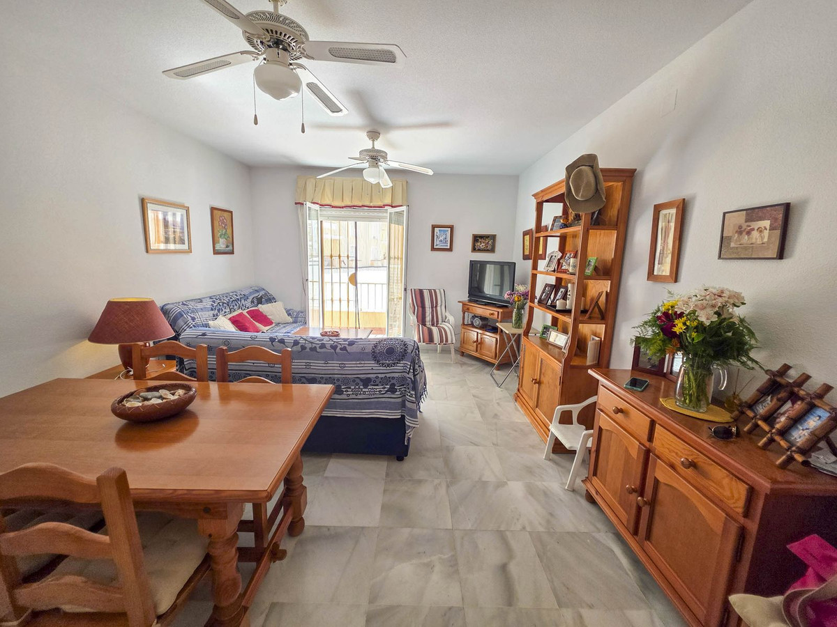 Appartement te koop in San Luis de Sabinillas | 3 slaapkamers H5131678