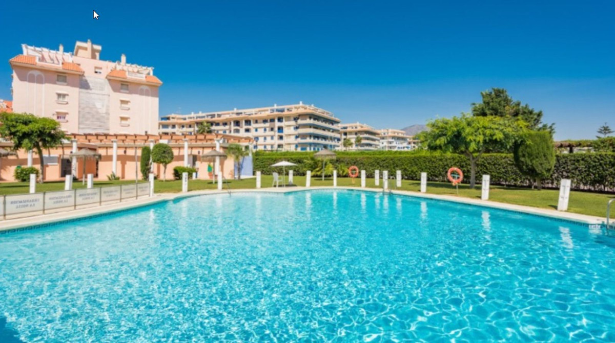 Appartement te koop in San Luis de Sabinillas | 3 slaapkamers H5131678