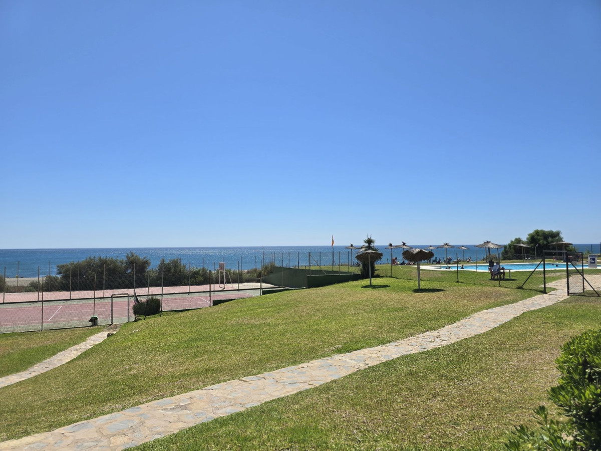 Appartement te koop in San Luis de Sabinillas | 2 slaapkamers H5132128