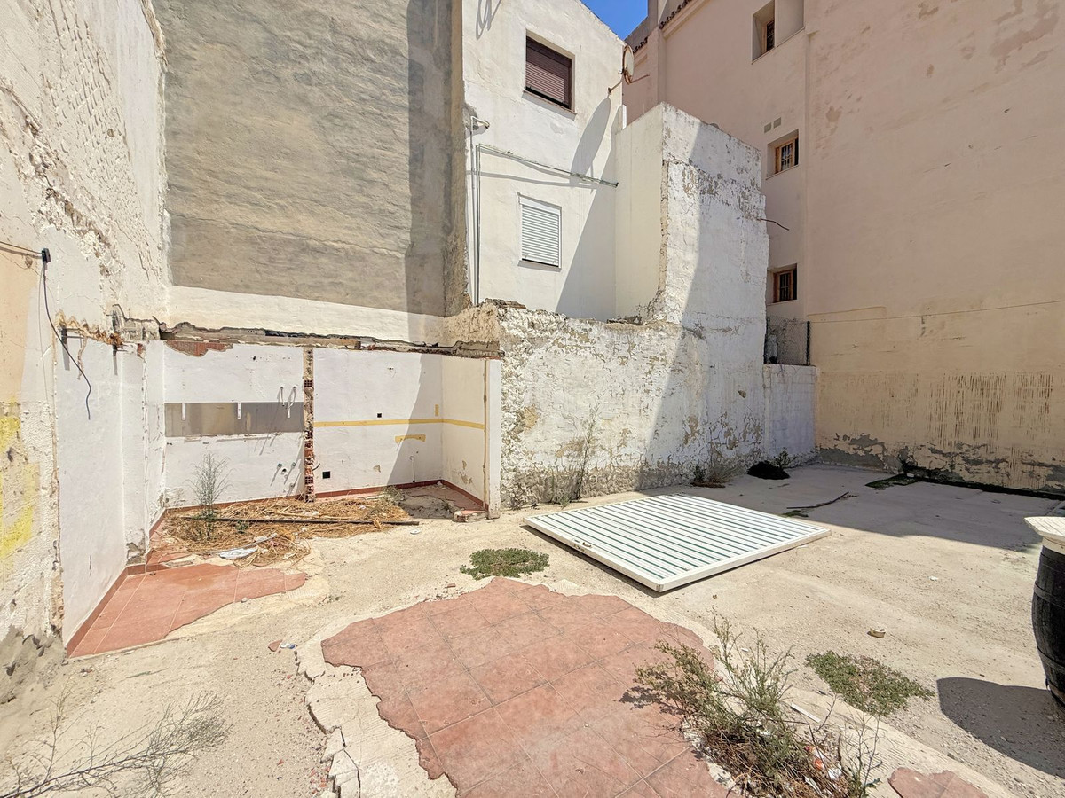 Percelen te koop in San Luis de Sabinillas | 0 slaapkamers H5135404