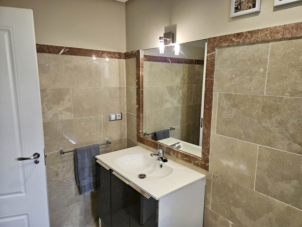 Appartement te koop in San Luis de Sabinillas | 1 slaapkamers H5155027