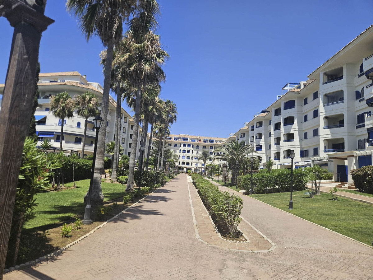 Appartement te koop in San Luis de Sabinillas | 1 slaapkamers H5155027
