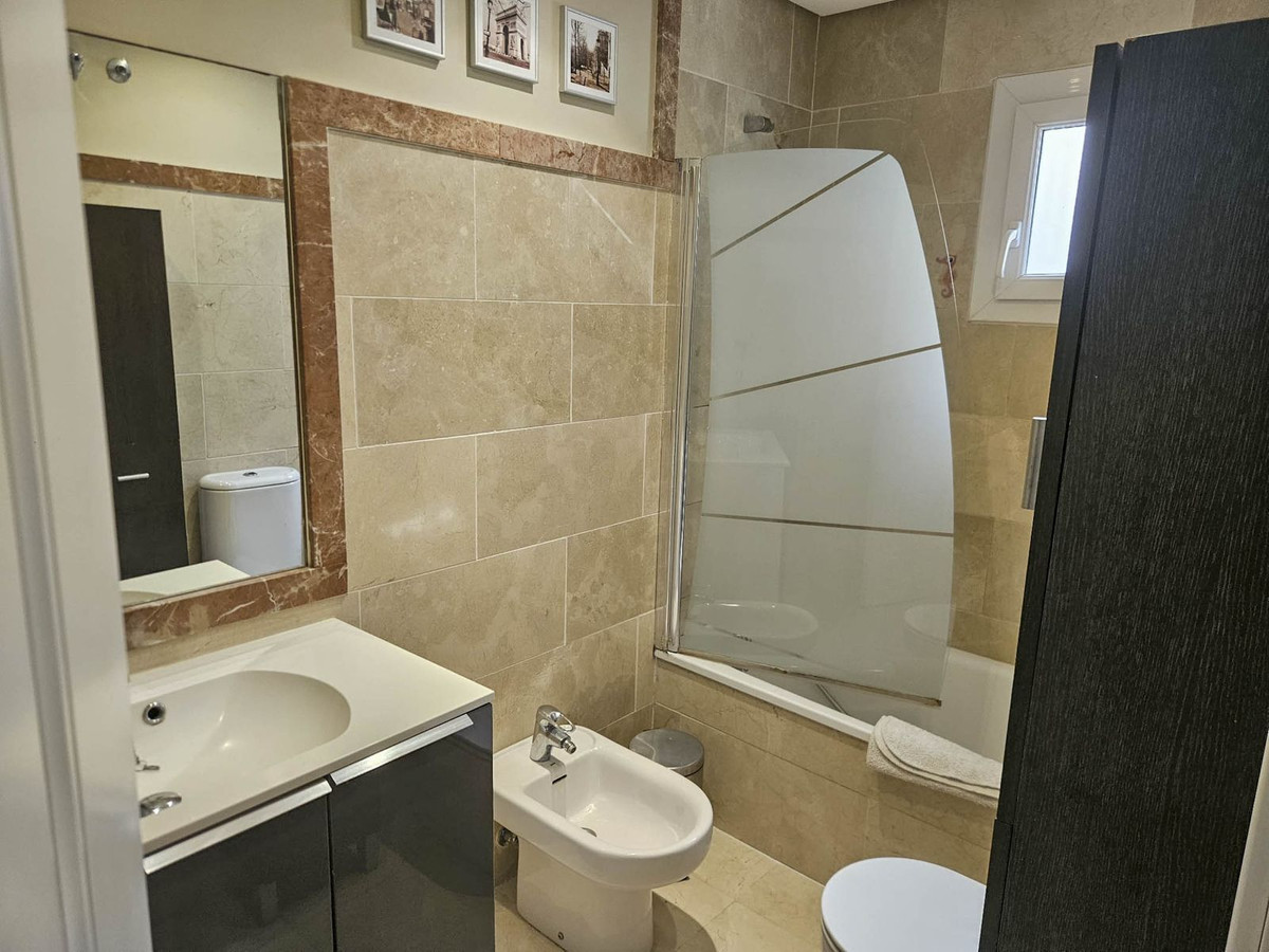 Appartement te koop in San Luis de Sabinillas | 1 slaapkamers H5155027
