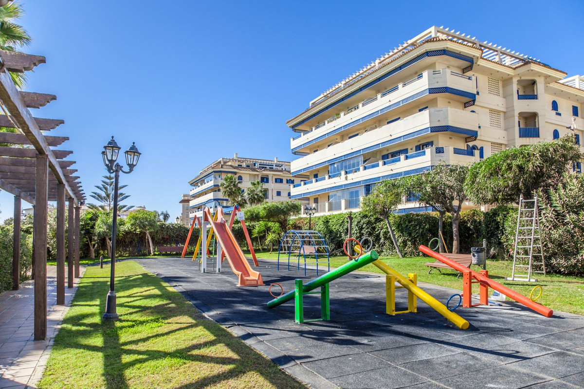 Appartement te koop in San Luis de Sabinillas | 1 slaapkamers H5155027