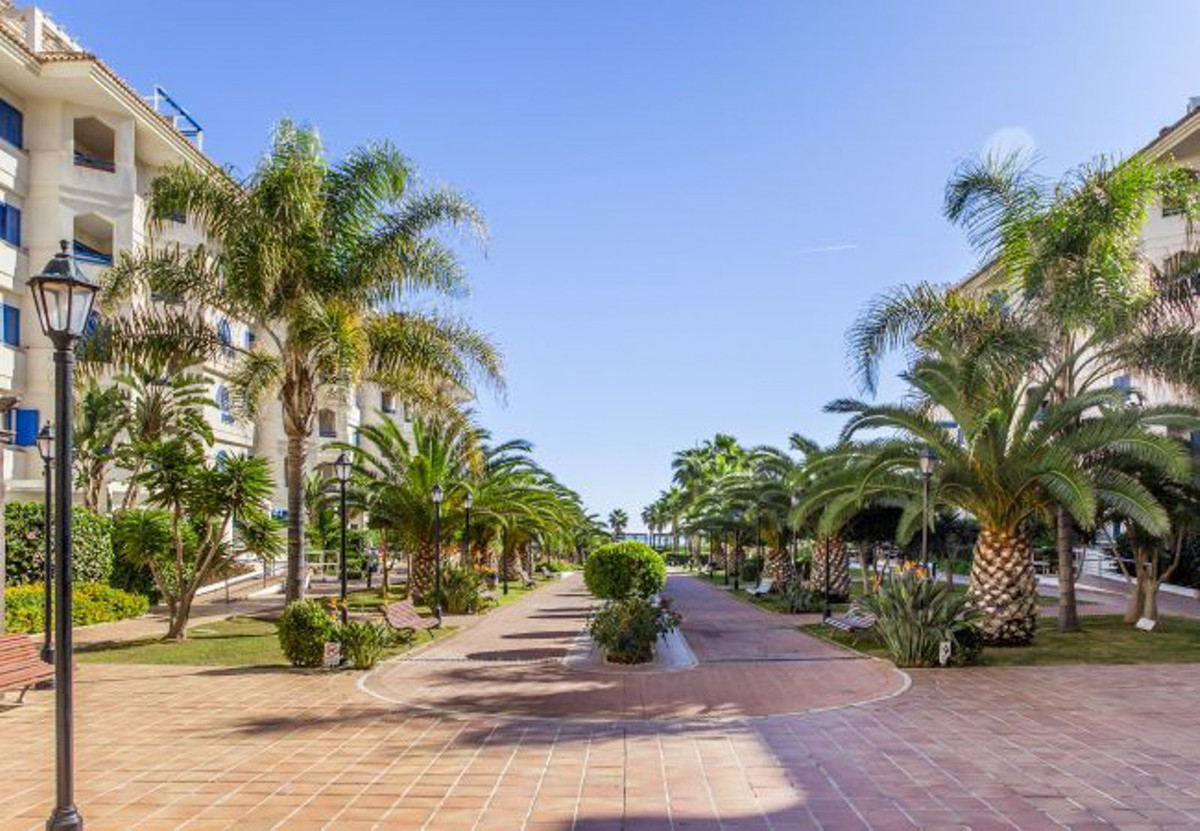 Appartement te koop in San Luis de Sabinillas | 1 slaapkamers H5155027