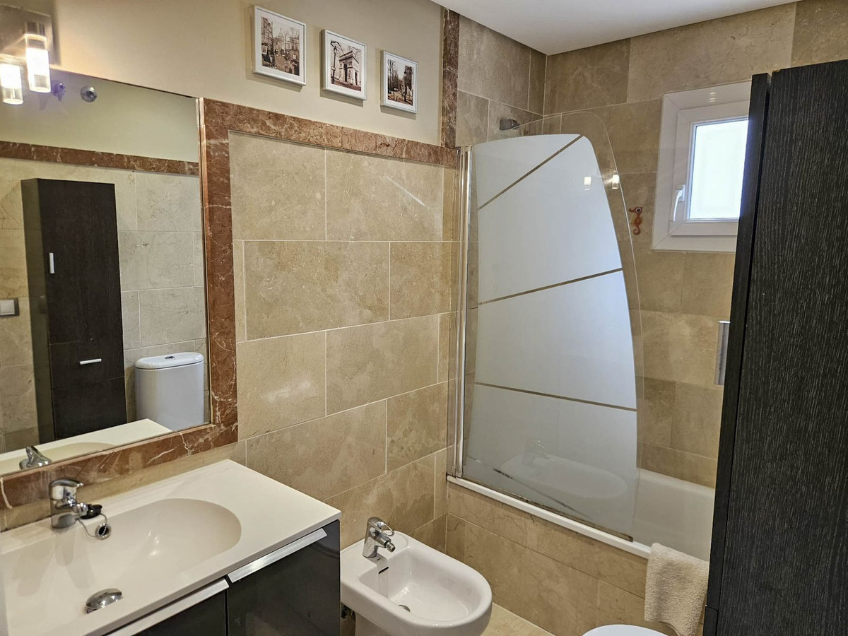 Appartement te koop in San Luis de Sabinillas | 1 slaapkamers H5155027