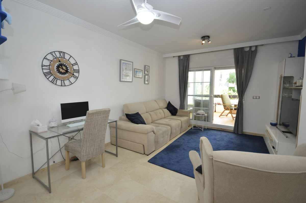 Appartement te koop in San Luis de Sabinillas | 2 slaapkamers H5202631