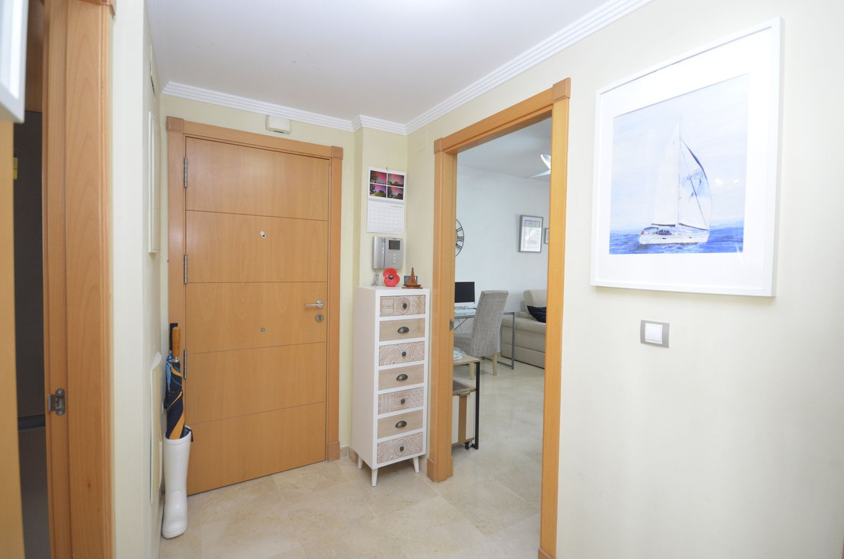 Appartement te koop in San Luis de Sabinillas | 2 slaapkamers H5202631
