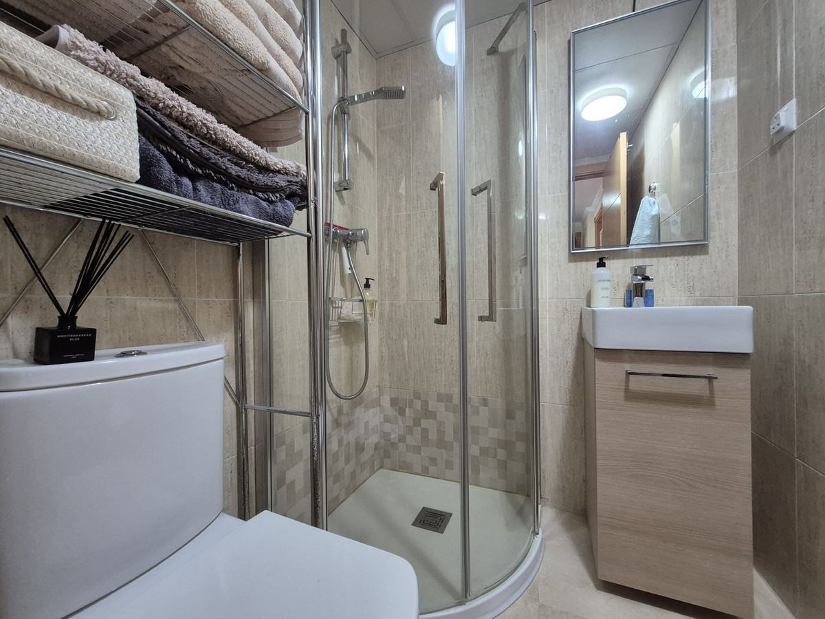 Appartement te koop in San Luis de Sabinillas | 2 slaapkamers H5202631