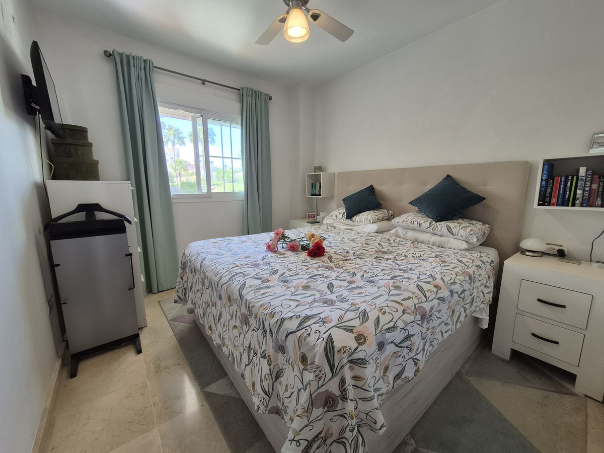 Appartement te koop in San Luis de Sabinillas | 2 slaapkamers H5202631