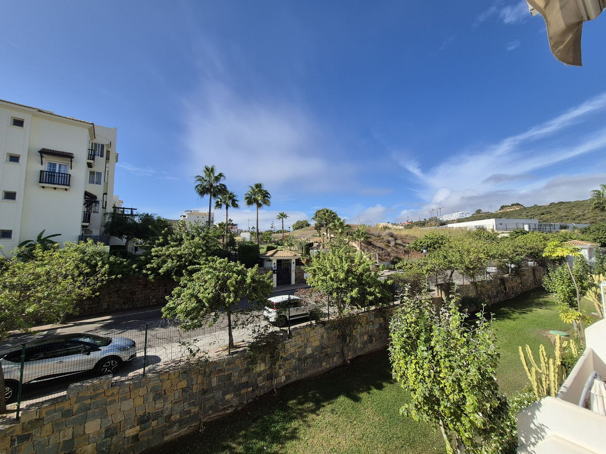 Appartement te koop in San Luis de Sabinillas | 2 slaapkamers H5202631