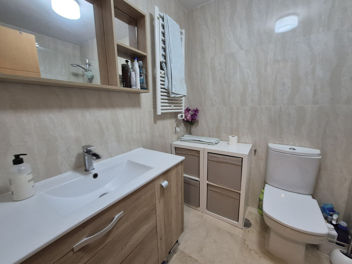 Appartement te koop in San Luis de Sabinillas | 2 slaapkamers H5202631