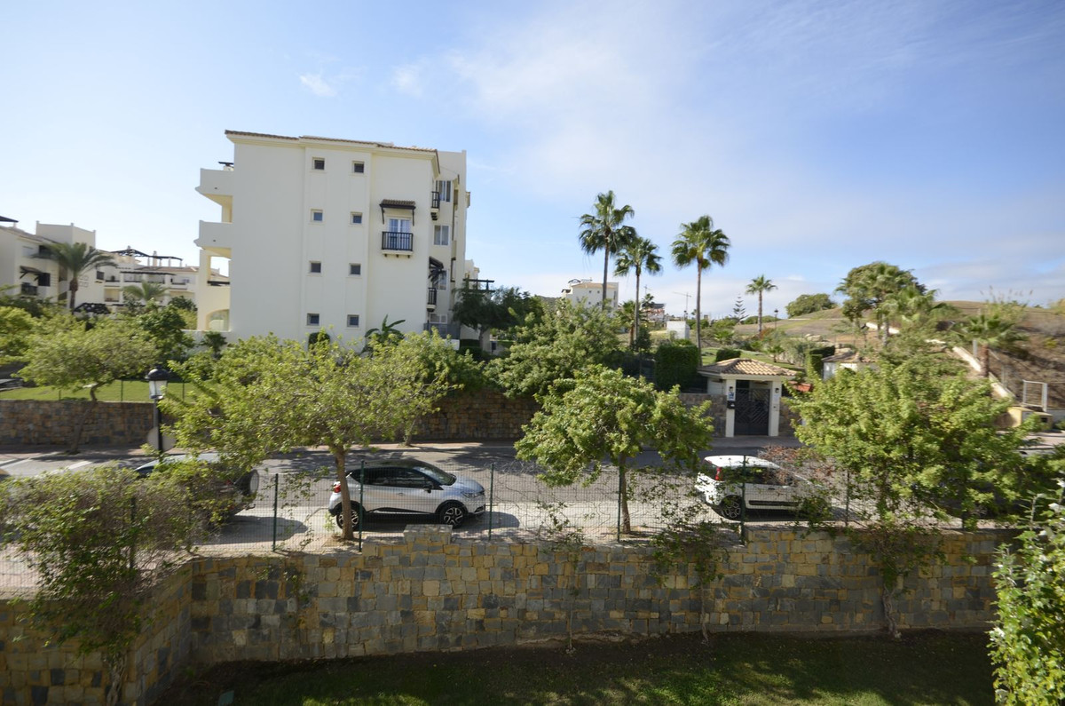 Appartement te koop in San Luis de Sabinillas | 2 slaapkamers H5202631
