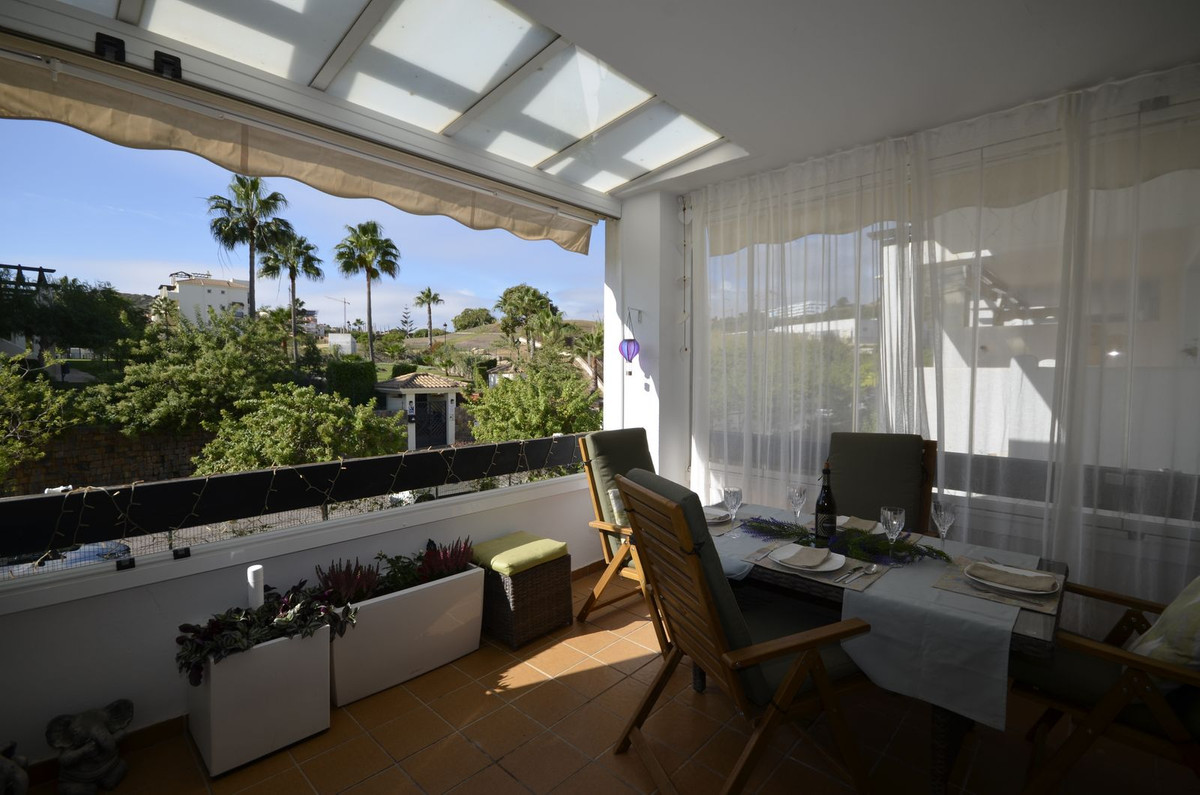 Appartement te koop in San Luis de Sabinillas | 2 slaapkamers H5202631