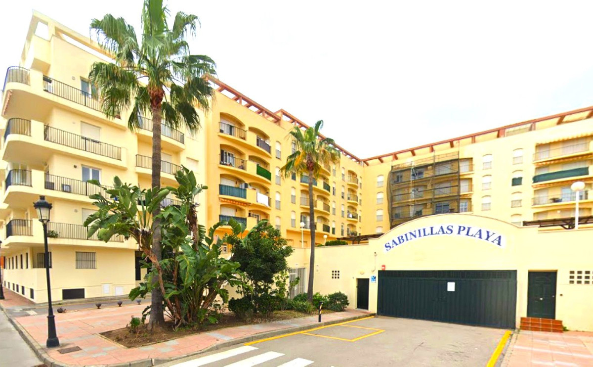 Appartement te koop in San Luis de Sabinillas | 3 slaapkamers H5220106