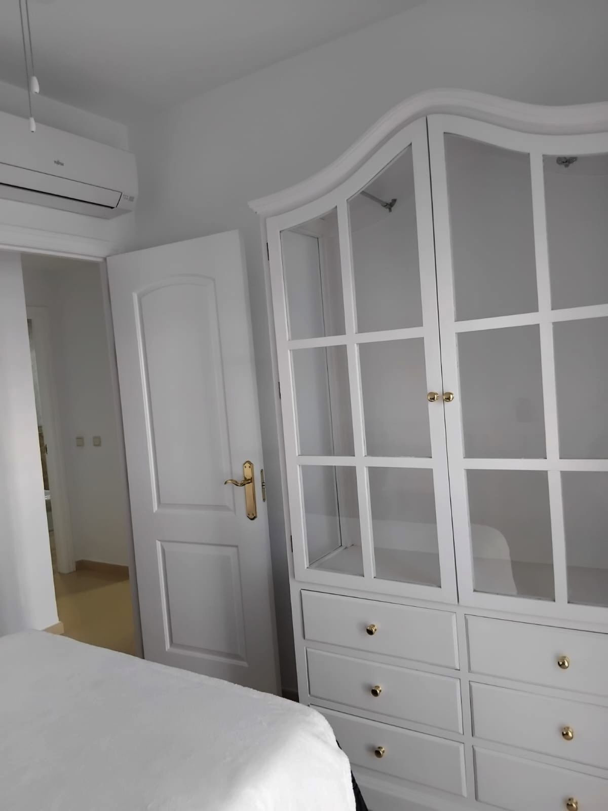 Appartement te koop in San Luis de Sabinillas | 3 slaapkamers H5220106