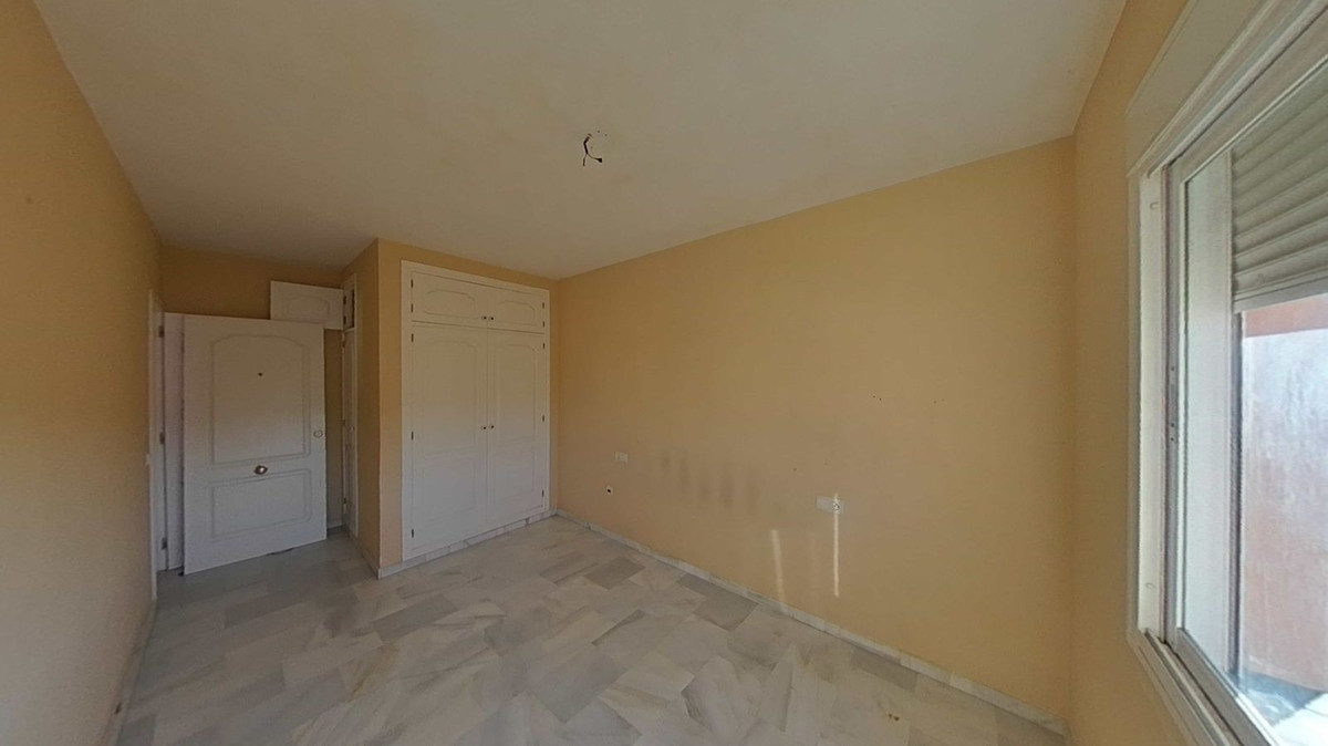 Appartement te koop in San Luis de Sabinillas | 2 slaapkamers H5226733