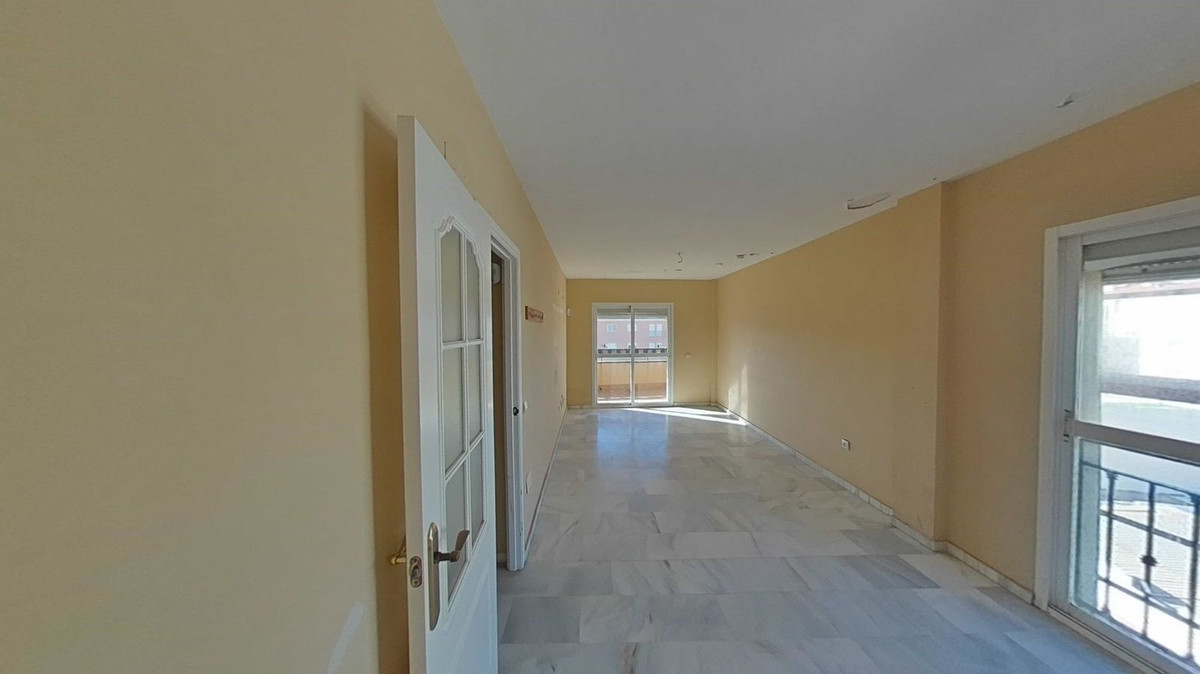 Appartement te koop in San Luis de Sabinillas | 2 slaapkamers H5226733