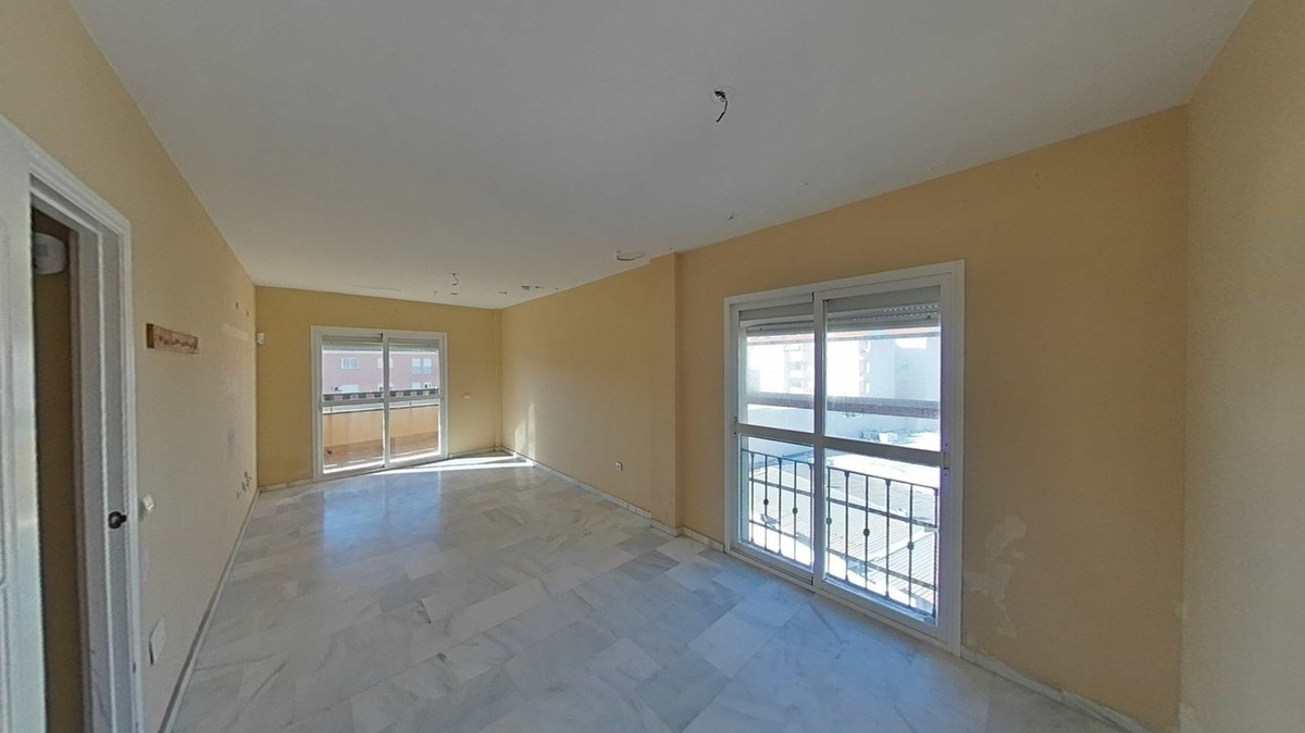 Appartement te koop in San Luis de Sabinillas | 2 slaapkamers H5226733