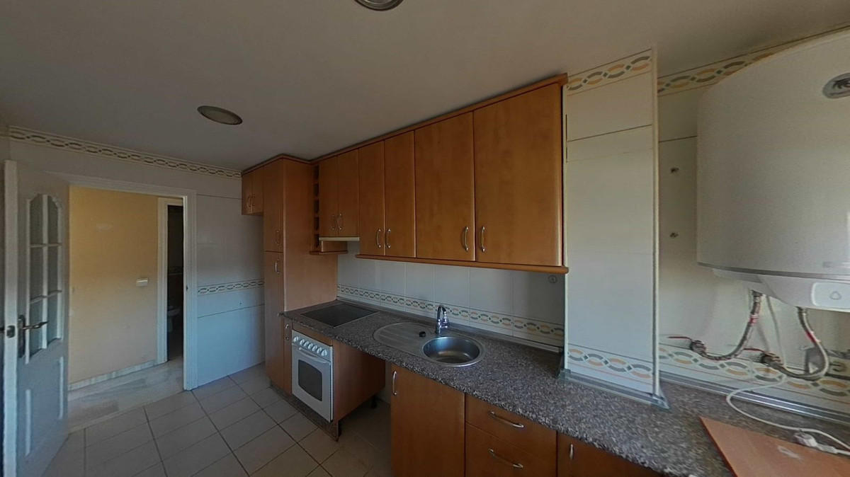 Appartement te koop in San Luis de Sabinillas | 2 slaapkamers H5226733