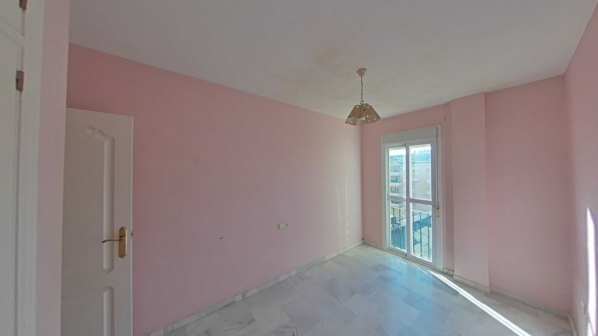 Appartement te koop in San Luis de Sabinillas | 2 slaapkamers H5226733