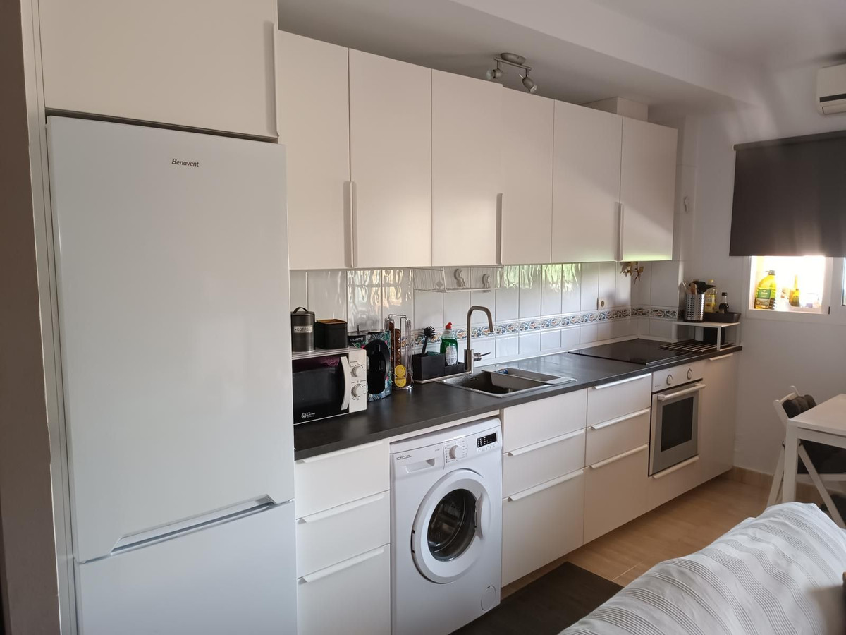 Appartement te koop in San Luis de Sabinillas | 1 slaapkamers H5248624