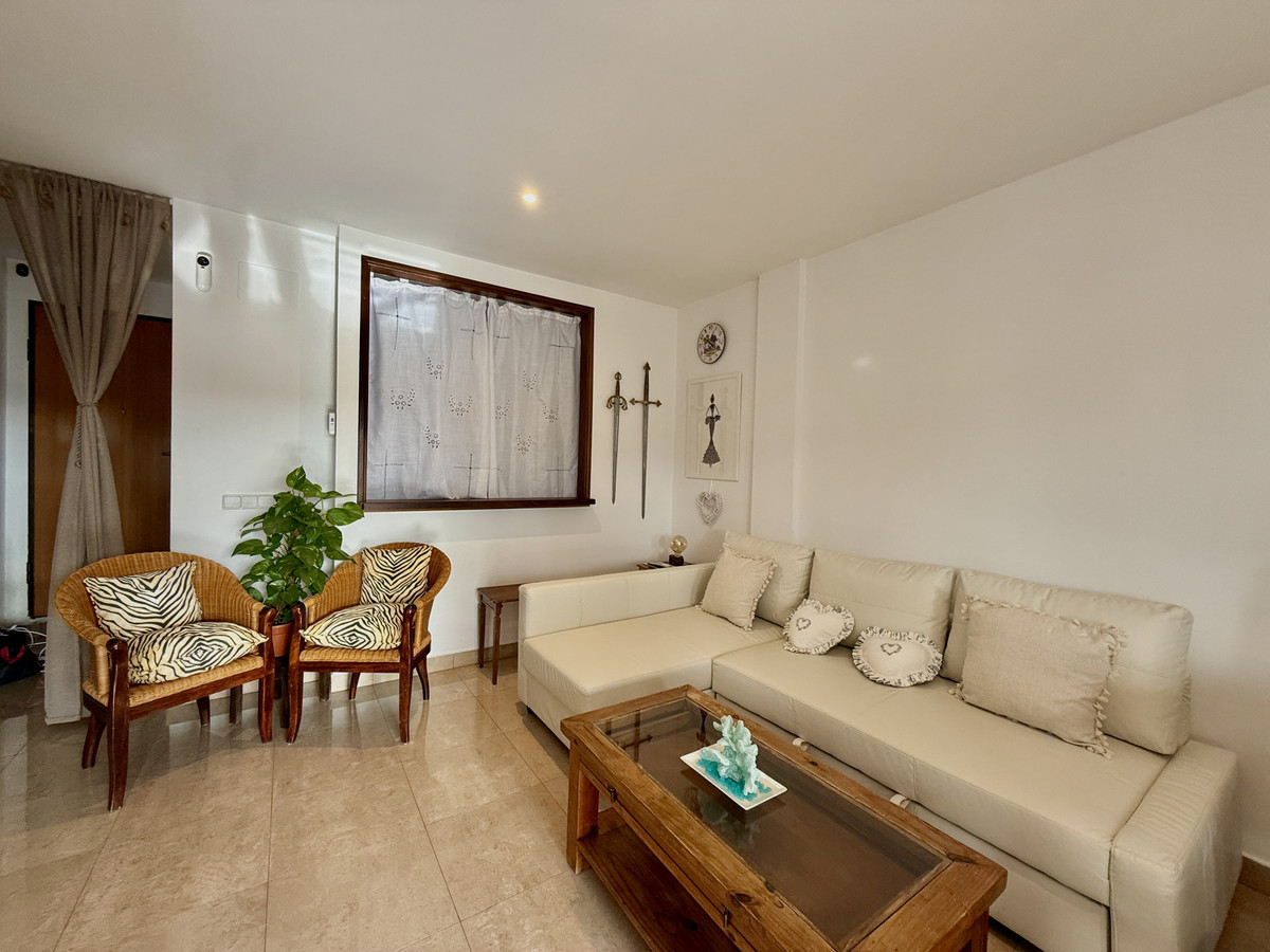 Appartement te koop in San Luis de Sabinillas | 1 slaapkamers H5288341