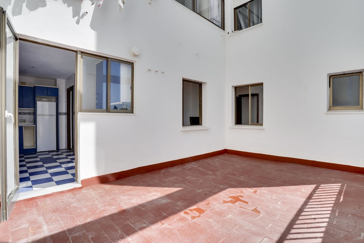 Appartement te koop in San Luis de Sabinillas | 4 slaapkamers H5330626