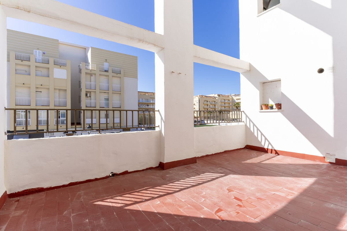 Appartement te koop in San Luis de Sabinillas | 4 slaapkamers H5330626