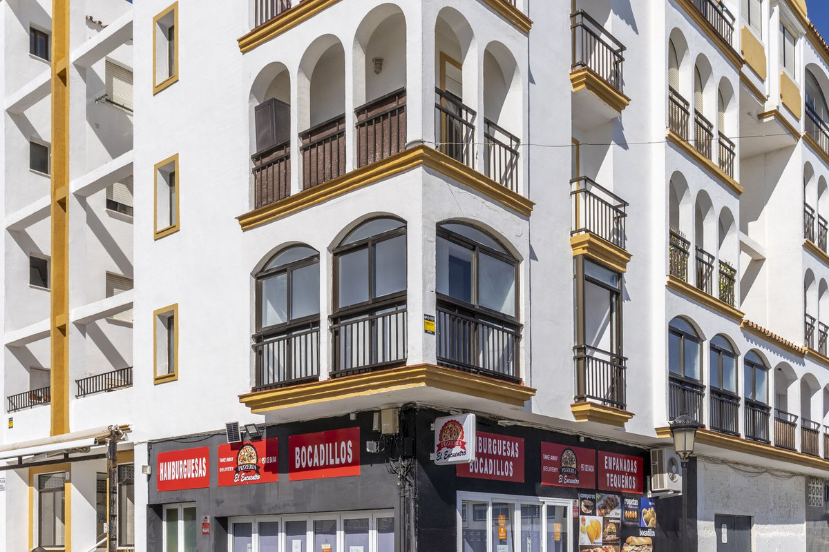 Appartement te koop in San Luis de Sabinillas | 4 slaapkamers H5330626